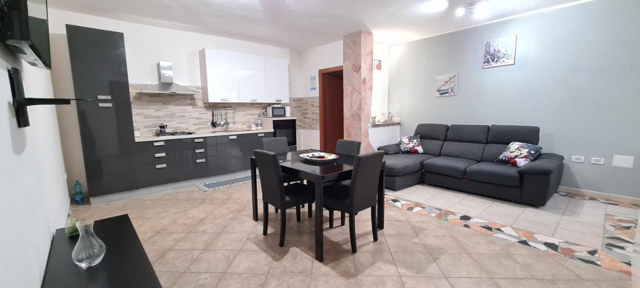 Casa Lory Villa SantʼAntìoco Kültér fotó